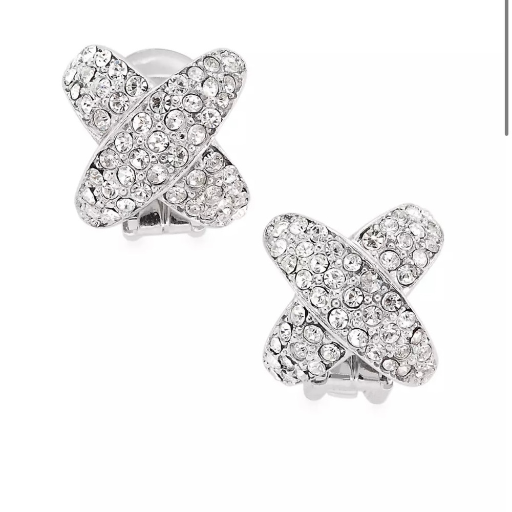 Never worn beautiful Kenneth Jay lane clip in earrings